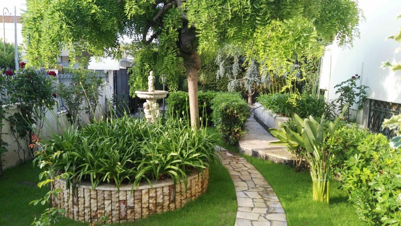Villa Mary Трани Екстериор снимка