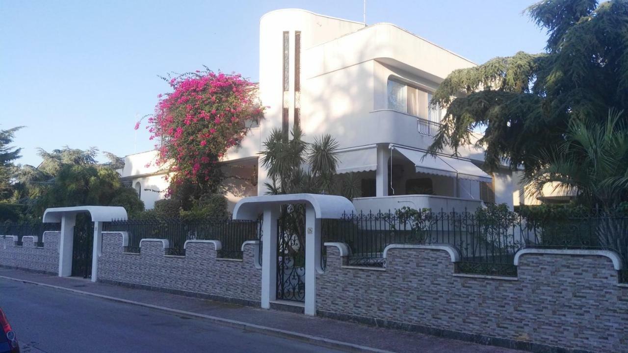 Villa Mary Трани Екстериор снимка